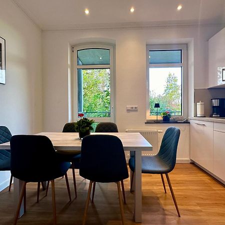 Apartment In Bad Wilhelmshoehe Mit Grossem Balkon Im Gruenen Und Kostenfreien Parkplaetzen Kassel Luaran gambar