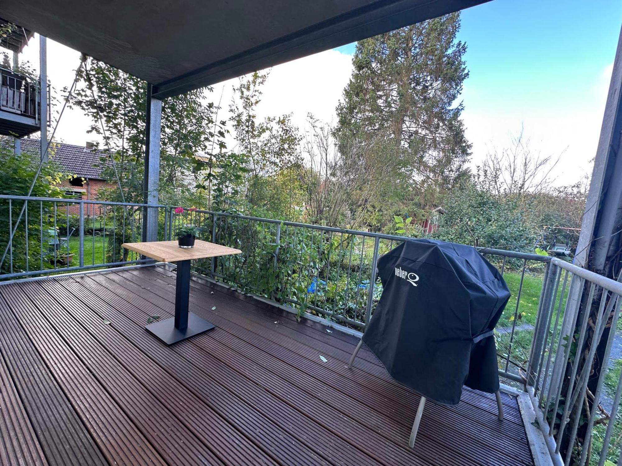 Apartment In Bad Wilhelmshoehe Mit Grossem Balkon Im Gruenen Und Kostenfreien Parkplaetzen Kassel Luaran gambar